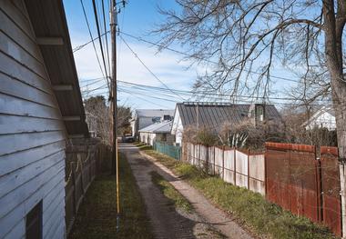 Gallery of Little Tiger Chinese Immersion School / Murray Legge Architecture  - 11