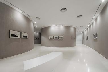 Gallery of The Aluminum Mountain / Wutopia Lab  - 23