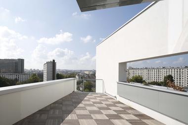 Gallery of 65 Rooms for Student Housing / Jacques Ripault Architecture  - 13