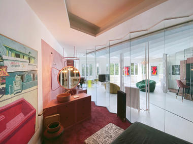 Vanity affair / Fast and Furious Production Office