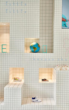 Gallery of Little Shoes Flagship Store / Nábito Architects  - 8