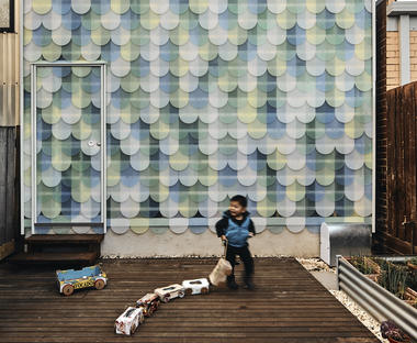 Colour Shingle House / Krisna Cheung Architects