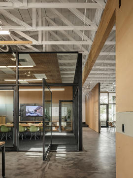 Gallery of Studio 1334 / debartolo architects  - 3