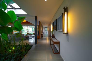 Gallery of Overture House / Thought Parallels  - 18