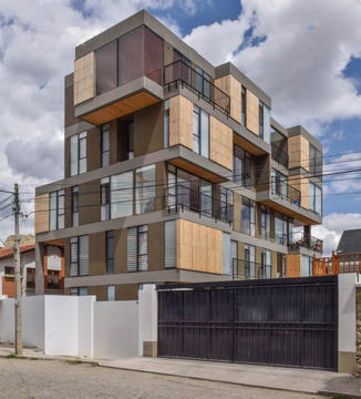 Edifício Isabel / Christian Dávila Arquitectos