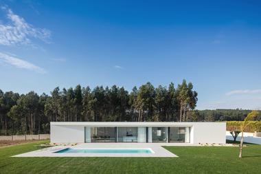 Casa Rio Mau 2 / Raulino Silva