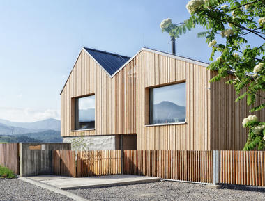 Casa montaña / Archholiks