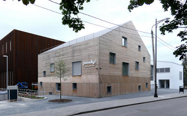 PASAKA Cinema House / Audrius Ambrasas Architects
