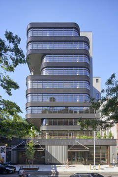 Gallery of The 5 Points of Modern Architecture in Contemporary Projects  - 25