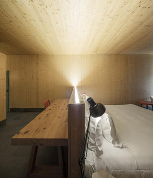 Gallery of Feelviana Hotel / Carlos Castanheira  - 23