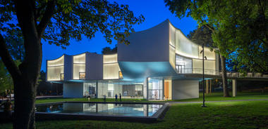 Gallery of Winter Visual Arts Building / Steven Holl Architects  - 5