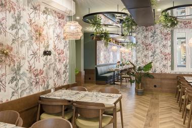 Gallery of Optimistic Brunch Restaurant / Contacto Atlântico  - 11