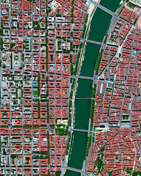 Gallery of Orthogonal Grids and Their Variations in 17 Cities Viewed from Above  - 6