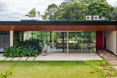 Cafezal House / FGMF Arquitetos
