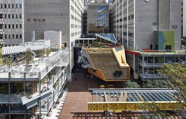 画廊 皇家墨尔本理工大学新学术街 / Lyons  - 2