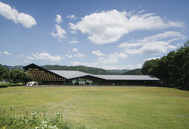 Gallery of Snowpeak Landstation Hakuba / Kengo Kuma & Associates  - 2