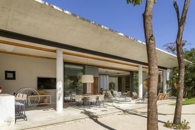 Casa da Mata / Leo Romano