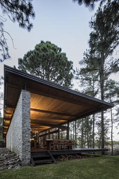 Gallery of Open Valley House / RAVSTUDIO  - 15