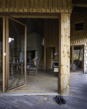 Gallery of The Cuckoo's Nest Cabin / Hoem + Folstad Arkitekter  - 15