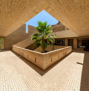 Gallery of Sang-e-Siah Boutique Hotel / Stak Office  - 1