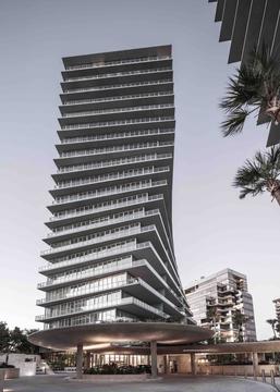 画廊 迈亚密椰林的‘扭转’双塔 Grove at Grand Bay / BIG  - 11