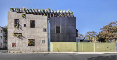 Gallery of Welcome to the Jungle House / CplusC Architectural Workshop  - 1
