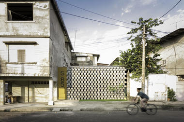 画廊 楼中屋 / Natura Futura Arquitectura  - 1