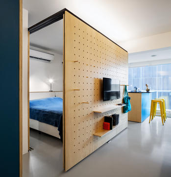 Gallery of Brazilian Interiors: 8 Projects with Flexible Furniture  - 2