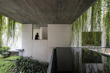 Villa Tan Dinh / MIA Design Studio