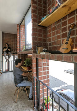 Gallery of Operation Between Walls / Natura Futura Arquitectura  - 3