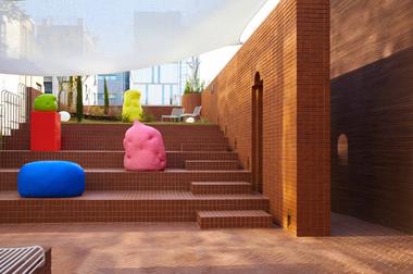 Gallery of Roly-Poly / studioVASE  - 4