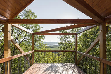 Gallery of House on 12 Legs / RJZS Architects  - 2