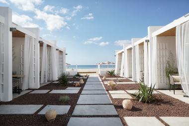 Gallery of Meltem Beach & Rooms / TheCATWORK  - 5