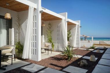 Gallery of Meltem Beach & Rooms / TheCATWORK  - 9