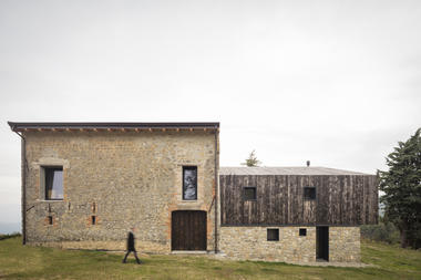 Gallery of Ca’ Inua House Renovation  / Ciclostile Architettura  - 1