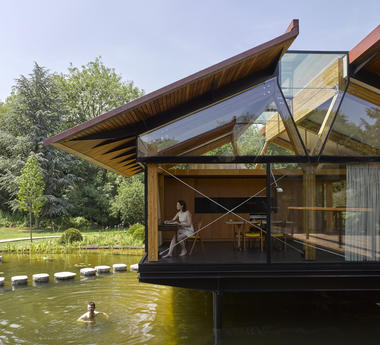 Casa Stepping Stone / HAMISH&LYONS