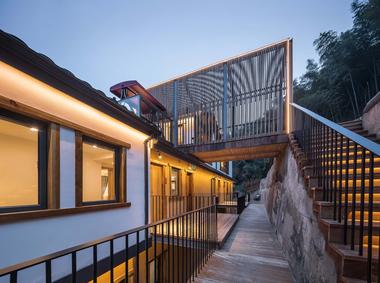 Gallery of Yiyunshangshe Hostel / JR Studio  - 7