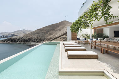 Marina Lancheros Beach House  / Giovanni Schettini Arquitectos