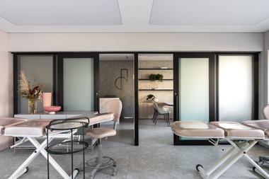 Galeria de Clínica Dermos / Belotto Scopel Tanaka  - 2
