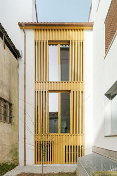 Gallery of Pantone’s Color of the Year 2021: Yellow and Grey in Architecture  - 49