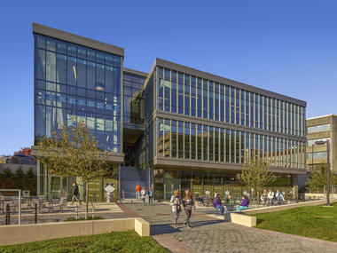 Gallery of James Madison University Dukes Dining Hall / Perkins&Will  - 1