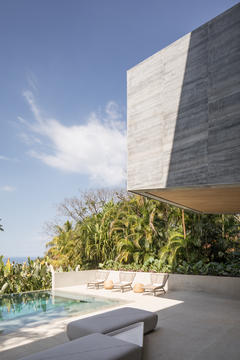 Gallery of The Atrium House  / Studio Saxe  - 8