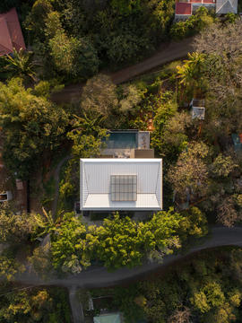 Gallery of The Atrium House  / Studio Saxe  - 17