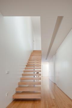 Gallery of Beiriz House / Raulino Silva  - 22