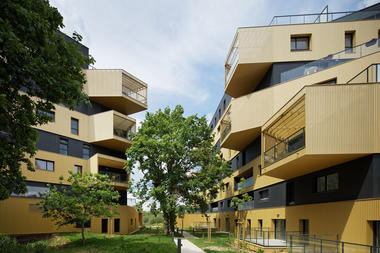 Edifício de Apartamentos L’Equatoria / Christophe Rousselle Architecte