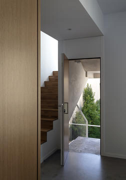 Galería de Casa y pabellón / Juan Marco Arquitectos  - 17