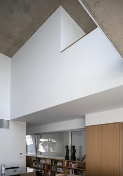 Galería de Casa y pabellón / Juan Marco Arquitectos  - 18