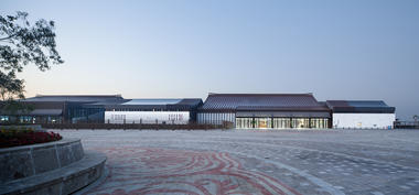 Gallery of Putuo Mountain New Passenger Transportation Center / UAD  - 2