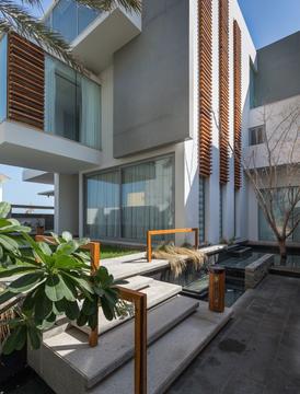 Gallery of Amwaj Villa / MORIQ  - 4