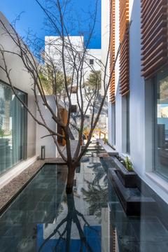 Gallery of Amwaj Villa / MORIQ  - 13